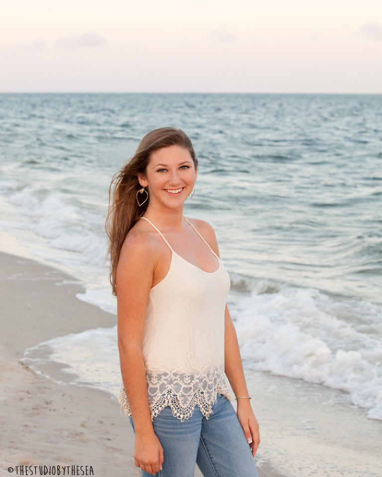 senior-girl-by-ocean